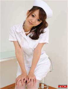 《5G年龄确认我已满18免费-美女胸禁止18以下看》