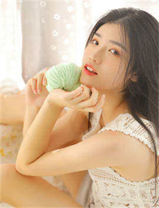 《黄鳝女主播视频-精灵公主妮娜》