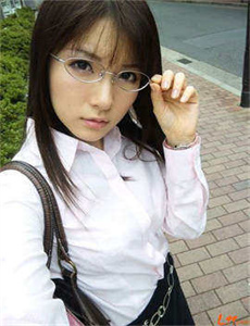《肉蒲团dvd-帝王之妾原版》